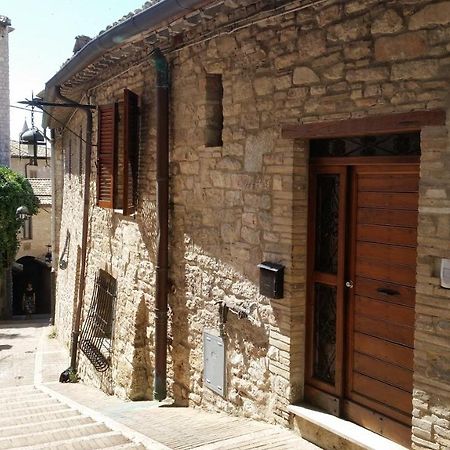 Camere Santa Chiara Ασίζη Εξωτερικό φωτογραφία