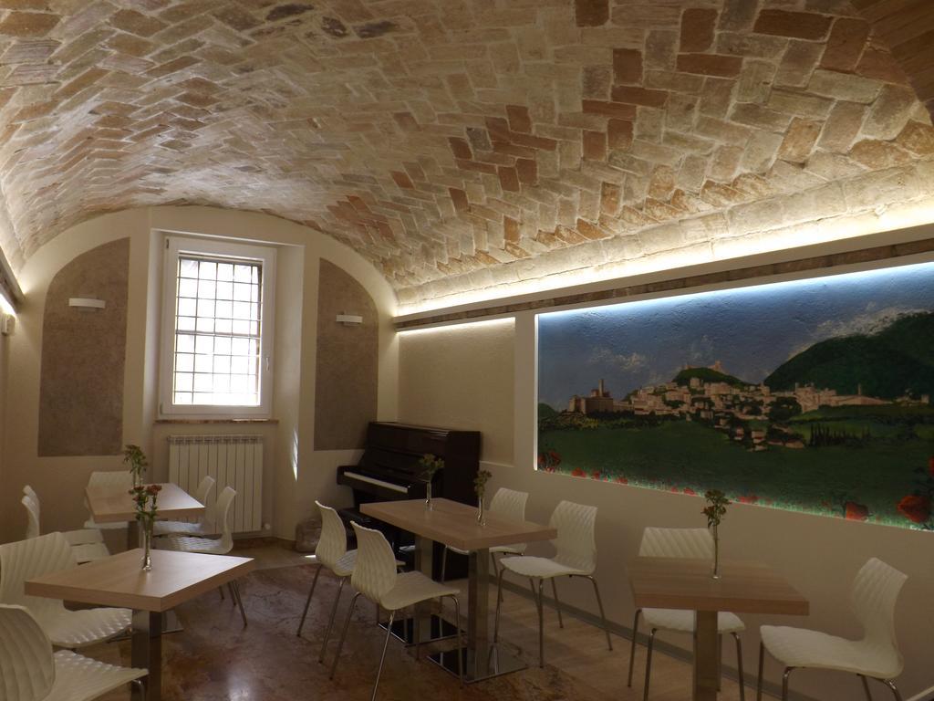 Camere Santa Chiara Ασίζη Εξωτερικό φωτογραφία